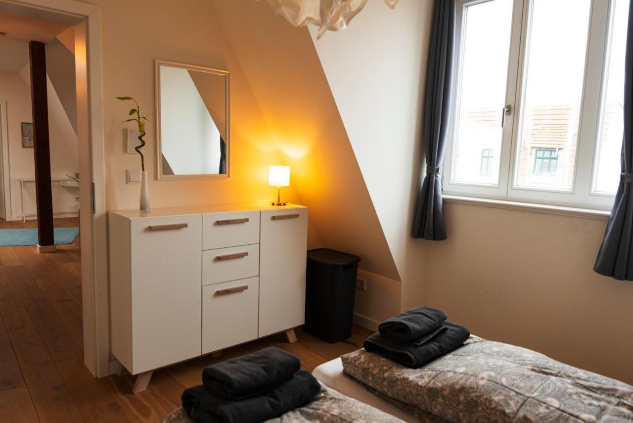 Woelkchen - Wohnung Mit Balkon, Holzdielen & Tv Бремергафен Екстер'єр фото